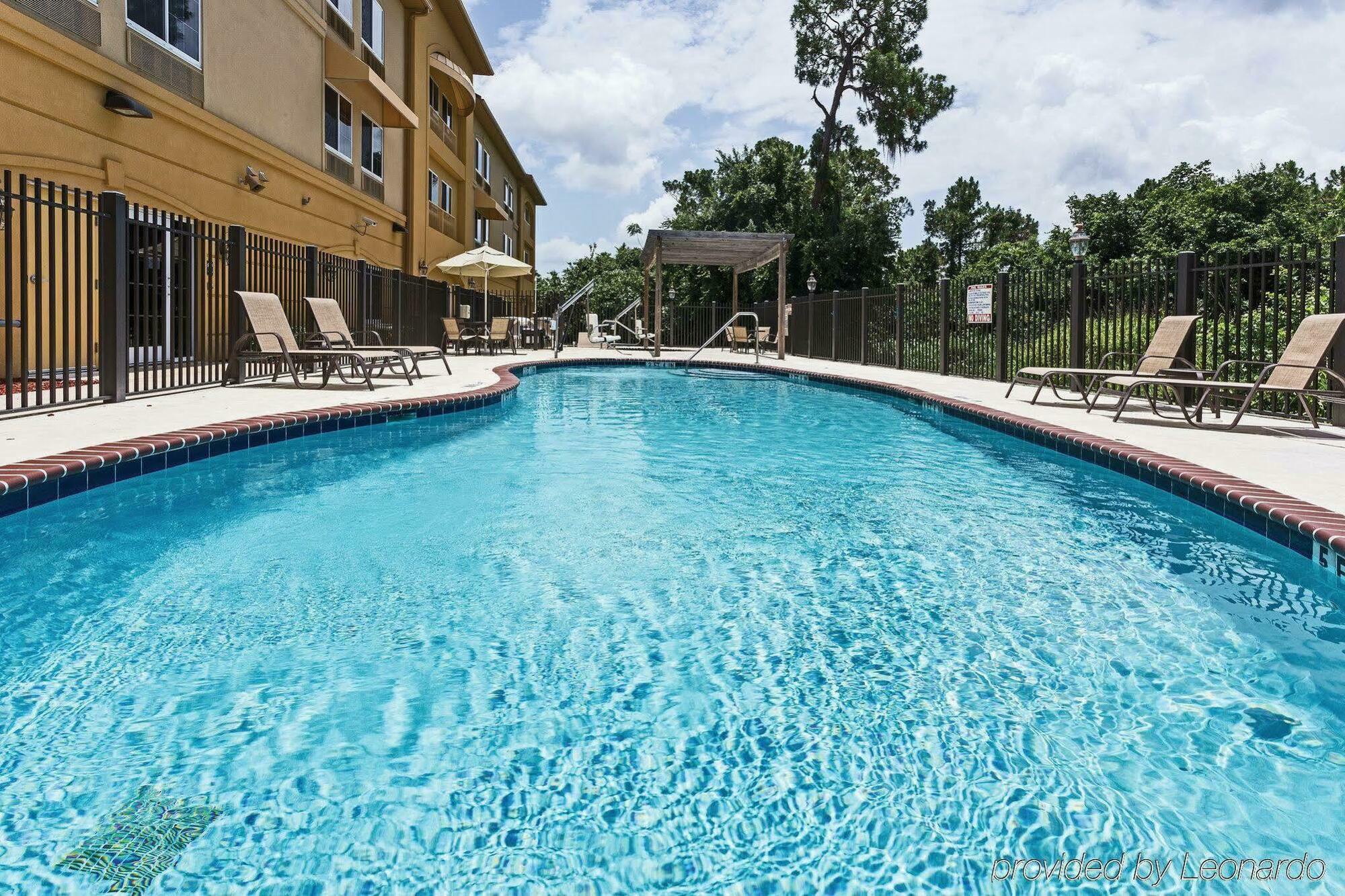 Отель La Quinta By Wyndham Себринг Экстерьер фото